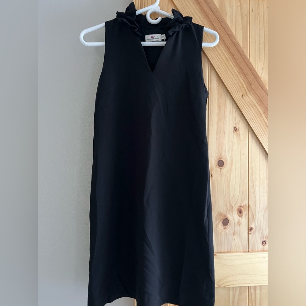 Vineyard Vines black dress
